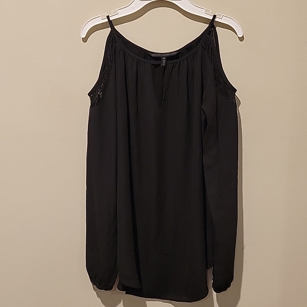 ❤️ WHITE HOUSE BLACK MARKET WHBM LACE DETAIL COLD SHOULDER FLOWY TOP, XS